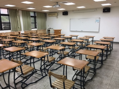 五守樓208教室